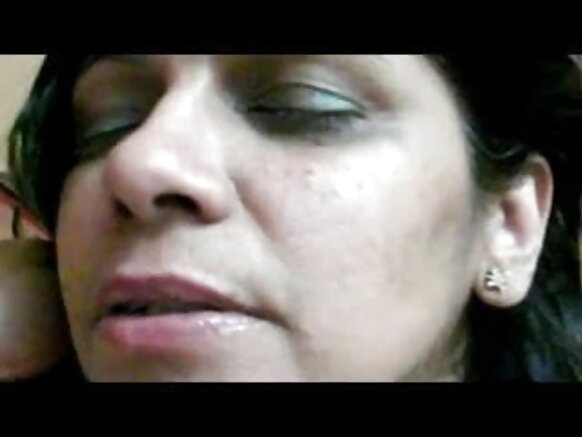 தமிழ் நீல வீடியோவில் புதிய செக்ஸ் முதிர்ந்த அத்தை