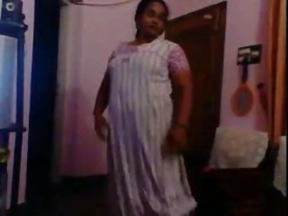 அத்தை இந்தியா 1212 அம்மா (பகுதி கவர்ச்சியான மெட்ராசி 2)