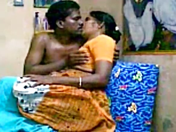 இந்திய முதிர்ந்த ஜோடி கவர்ச்சியான கவர்ச்சியான பட திரைப்படம் இந்தியில்