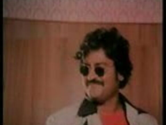 மெக்கட்டி பெரிய டெஸ் ஜவானி இந்தி கவர்ச்சியான திரைப்படம் (4) - ஜே.பி.