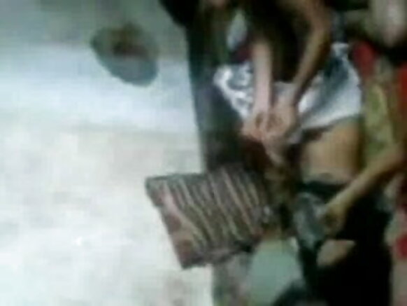 சூடான இந்திய பெண் புகைத்தல், நீல இந்தி திரைப்படம்