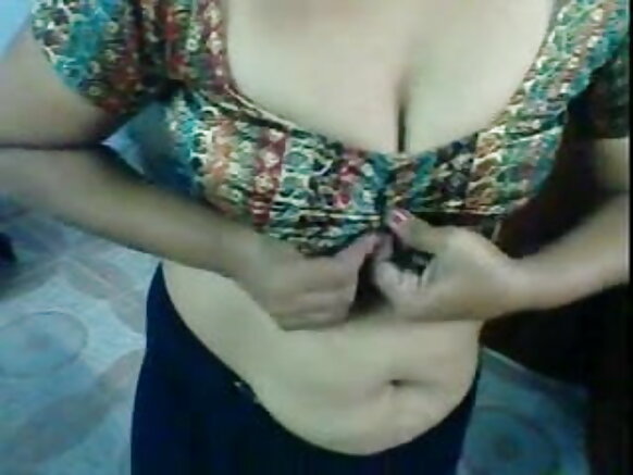 இந்தியா xxx கவர்ச்சியான புகைப்படம் அத்தை 62 தமிழ்