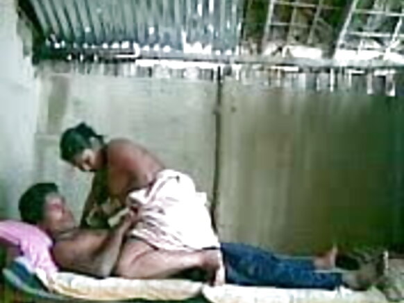 துப்பறியும் துப்பறியும் காதலன் கவர்ச்சியான திரைப்படம் என் பணிப்பெண் இந்தியர் தனது காதலனுடன்