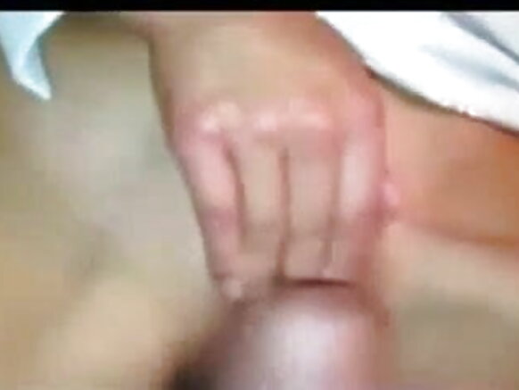 கவர்ச்சியான இந்தி திறந்த திரைப்படம் இனிமையான பேரின்பம்