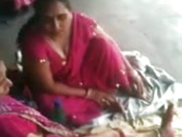 போஸ்டி இந்தியா மில்ஃப் ஒரு பேஸ்டி ரயில் நிலையம் 2 (ஓ) (ஓ) கவர்ச்சியான பிபி வீடியோ