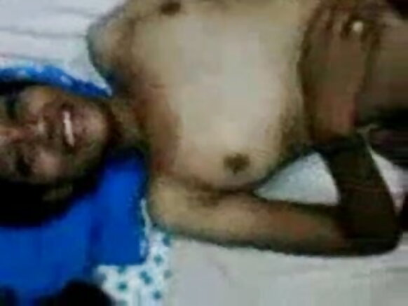 வட இந்தியாவில் இருந்து சூடான வீடியோ தெலுங்கு கவர்ச்சியான வீடியோ பெண் தெலுங்கு கடையில் உடலுறவுக்கு தயாராக உள்ளார்