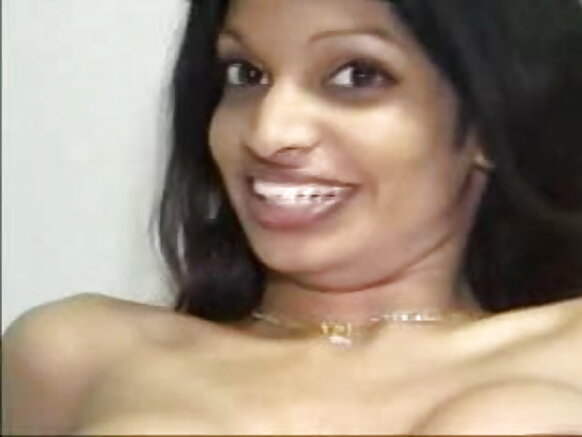 இந்திய இந்திய பெண் கவர்ச்சியான சோடா சோடி திரைப்படம்